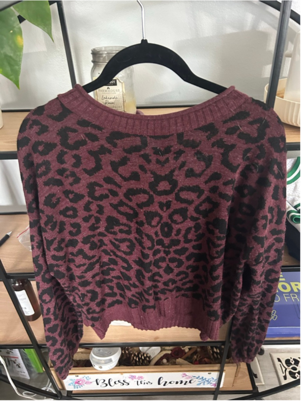Women's Time and Tru Burgundy Black Leopard Crew Neck Sweater L